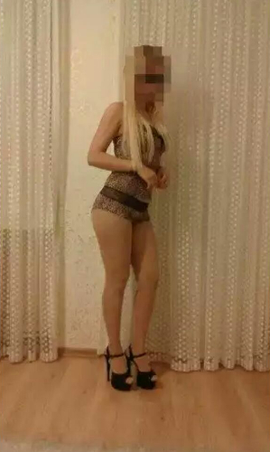 Anal Görüşmeler Yapan Ayça