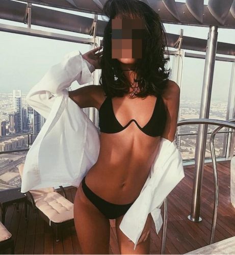 Baştan çıkaran buğday tenli hatun Betigün