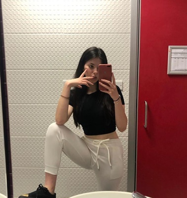 Benzersiz evinde buluşan escort Nilay