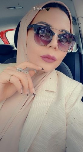 Çekici kendi yeri olan eskort Berrin