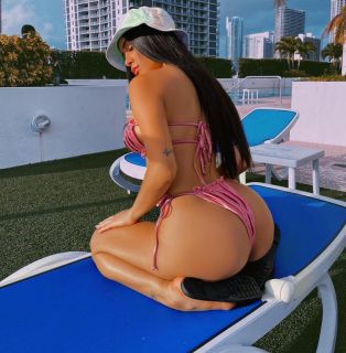 Deneyimin Doruklarına Varacağınız Eşsiz Mersin Escort Bayan
