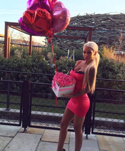 Eşsiz sarışın hatun Deren
