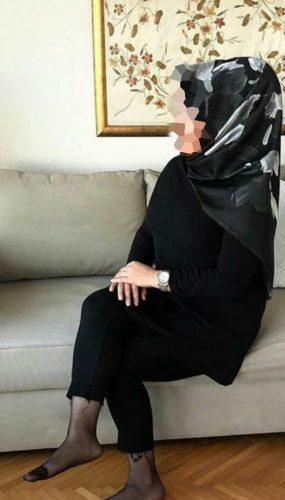 Gösterişli genç hanım Elif