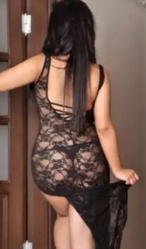 Harika kumral eskort Hale