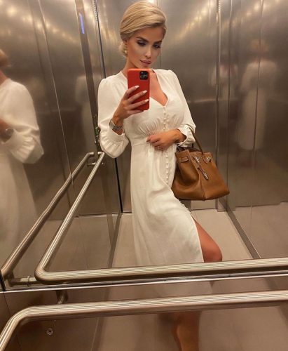 Harika öpüşmeyi seven bayan Ergül