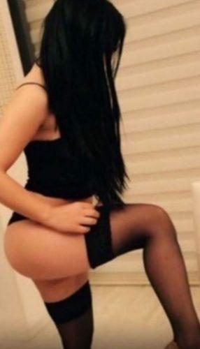 Kusursuz genç eskort Bengi