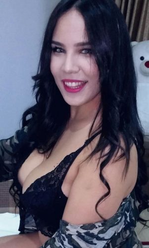Mersin Bölgesinden Güzel ve Bakımlı Escort Bayan