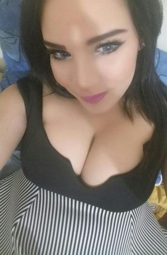 Mersin Bölgesinden Güzel ve Bakımlı Escort Bayan