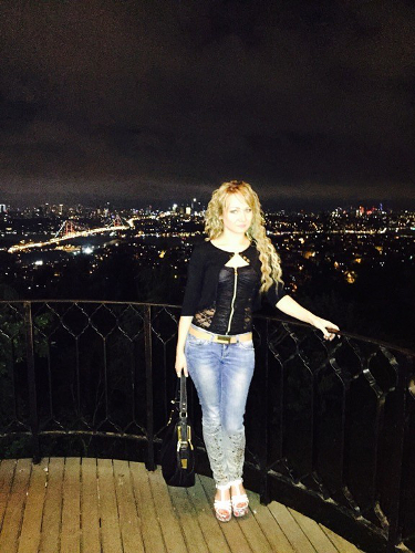Mersin Fazla Seksapel ve Bondage Gören Canik Escort Beria