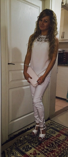 Mersin Fazla Seksapel ve Bondage Gören Canik Escort Beria