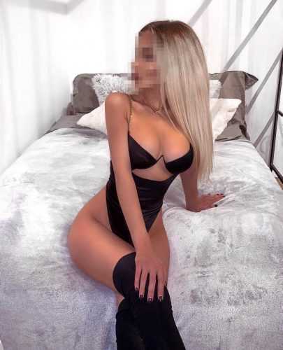 Mersin'den Size Özel Escort Bayan; Ateşli ve Tutkulu Nergis!