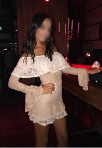 Mersin'nin Deli Dolu Escort Bayanı: Tutkunun Adresi!