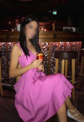 Mersin'nin Deli Dolu Escort Bayanı: Tutkunun Adresi!