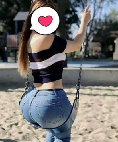 Seçkin eve gelen bayan Ilcan