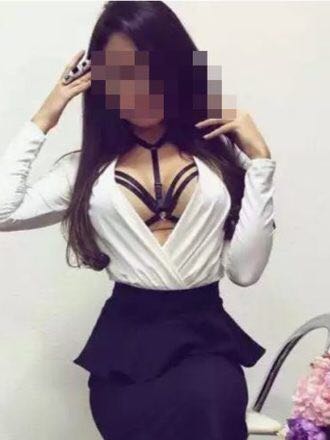Süper kendi yeri olan hanım Aysun